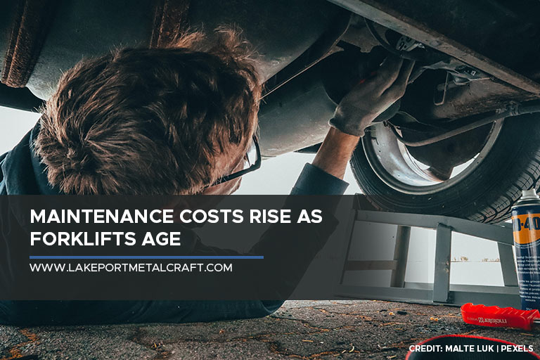 Maintenance costs rise as forklifts age